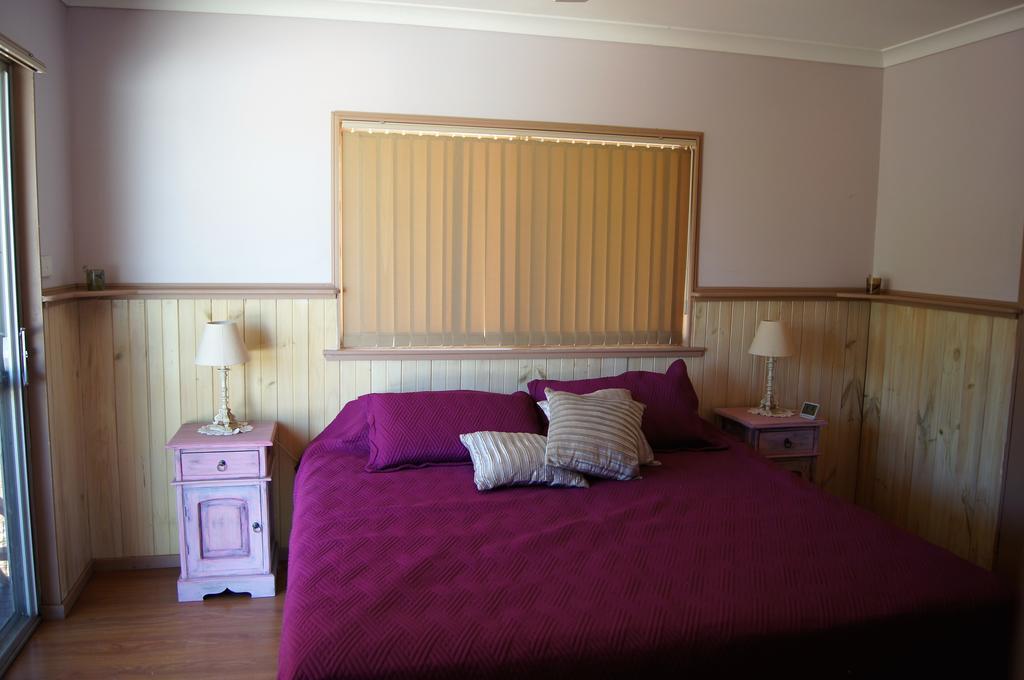 Floravalley Bed & Breakfast Toodyay ภายนอก รูปภาพ
